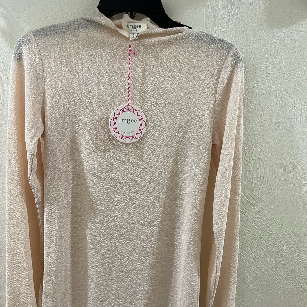 Umgee cream blouse.